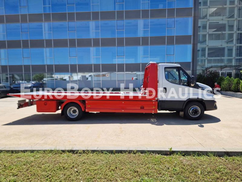 Iveco Daily cu platforma glisanta si troliu 06_2025